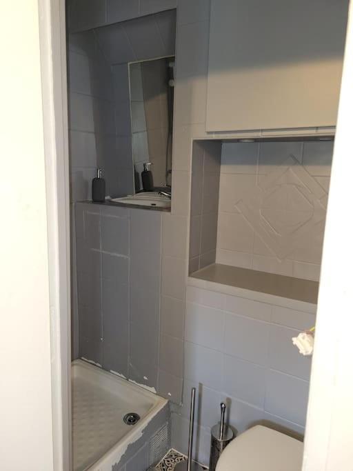 Fully Equipped Apartment 2 To 4 Beds Marseille Luaran gambar